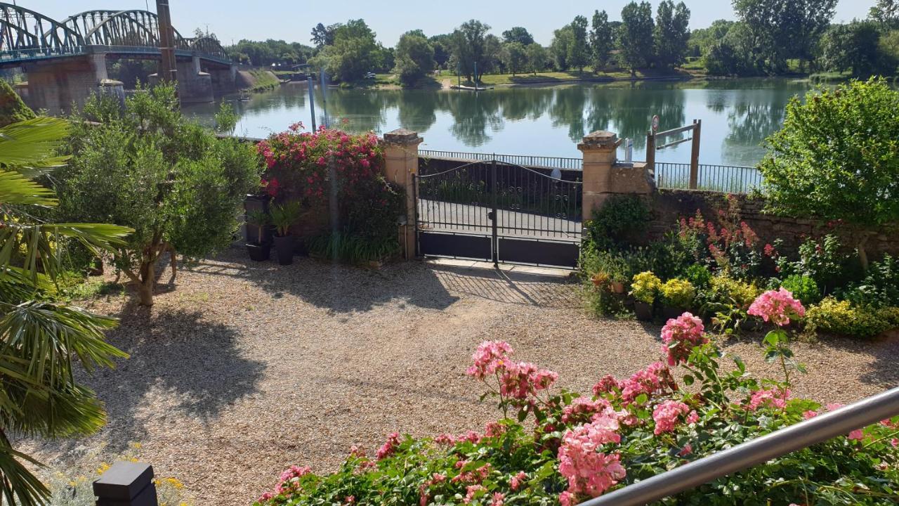 Gite BONSEJOUR Fleurville Zimmer foto